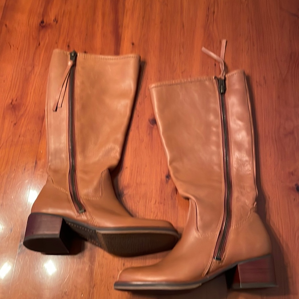 Lucky Brand Tan Leather Mid-Calf Heeled Boots